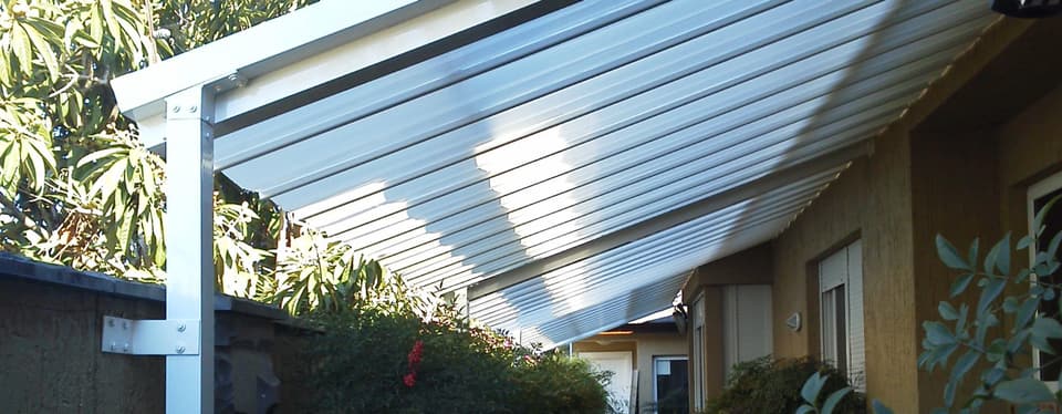 Toldo retrátil Toldelli